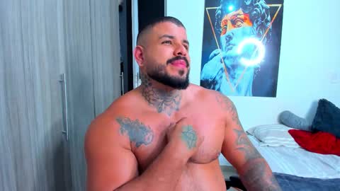Snapshot of mario_teran chatting on 10/17/25, 04:04 Mario Teran online show from 10/17/25, 04:04
