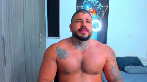 Snapshot of mario_teran chatting on 10/20/25, 01:50 Mario Teran online show from 10/20/25, 01:50