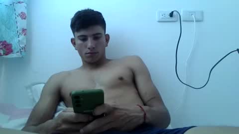 Snapshot of mariobrosss517470 chatting on 02/21/25, 04:48 mariobrosss517470 online show from 02/21/25, 04:48