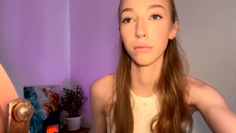 Amelia online show from 06/11/26, 09:18