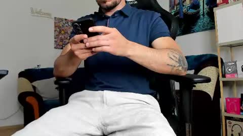 Snapshot of marioslim chatting on 07/09/26, 04:49 marioslim online show from 07/09/26, 04:49