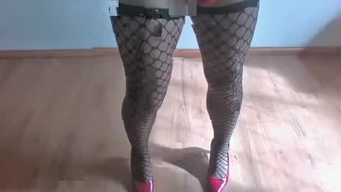 Snapshot of maripaula369 chatting on 02/03/25, 02:13 Maripaula369 online show from 02/03/25, 02:13