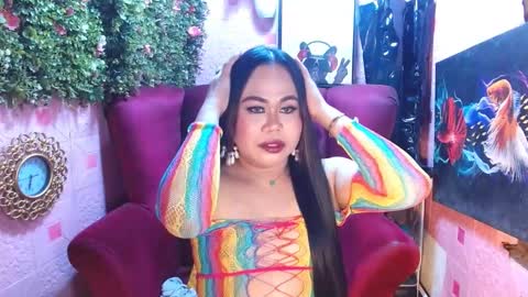 LEAH online show from 02/28/25, 12:20