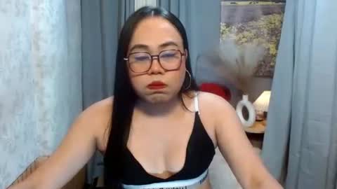 LEAH online show from 02/23/26, 06:49