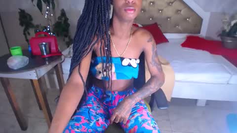 Snapshot of mariposahorny chatting on 02/06/25, 02:58 Nathaly online show from 02/06/25, 02:58