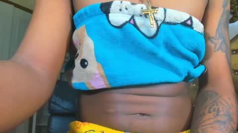 Snapshot of mariposahorny chatting on 02/26/25, 02:14 Nathaly online show from 02/26/25, 02:14