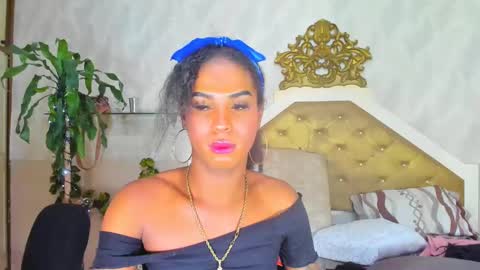 Snapshot of mariposahorny chatting on 03/08/25, 02:01 Nathaly online show from 03/08/25, 02:01