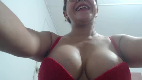 mariska_69 online show from 04/10/26, 01:16