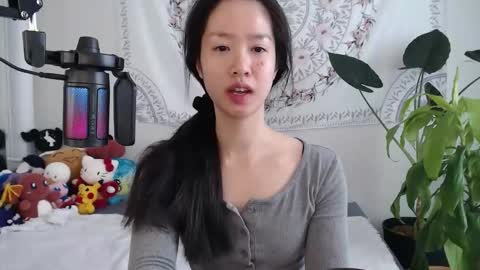 Snapshot of marissapeach chatting on 04/04/26, 01:19 MarissaPeach online show from 04/04/26, 01:19