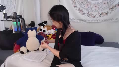 Snapshot of marissapeach chatting on 06/08/26, 01:33 MarissaPeach online show from 06/08/26, 01:33