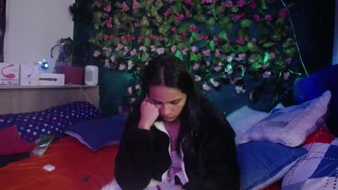 Snapshot of maritza_ferrerr chatting on 01/21/25, 06:54 Maritza Ferrer -Samara Beltran online show from 01/21/25, 06:54