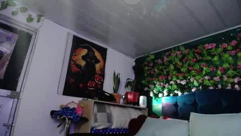 Snapshot of maritza_ferrerr chatting on 01/22/25, 06:10 Maritza Ferrer -Samara Beltran online show from 01/22/25, 06:10