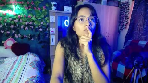 Snapshot of maritza_ferrerr chatting on 02/13/25, 08:34 Maritza Ferrer -Samara Beltran online show from 02/13/25, 08:34