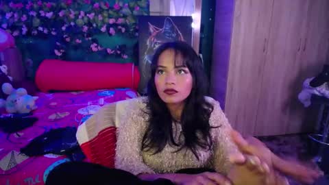 Snapshot of maritza_ferrerr chatting on 02/23/25, 07:55 Maritza Ferrer -Samara Beltran online show from 02/23/25, 07:55