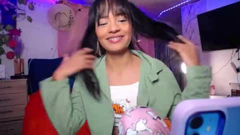 Snapshot of maritza_ferrerr chatting on 10/10/25, 05:06 Maritza Ferrer -Samara Beltran online show from 10/10/25, 05:06