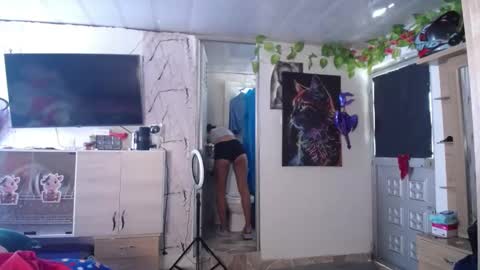 Snapshot of maritza_ferrerr chatting on 10/22/25, 06:29 Maritza Ferrer -Samara Beltran online show from 10/22/25, 06:29