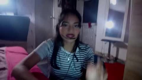 Snapshot of maritza_ferrerr chatting on 11/22/25, 04:11 Maritza Ferrer -Samara Beltran online show from 11/22/25, 04:11