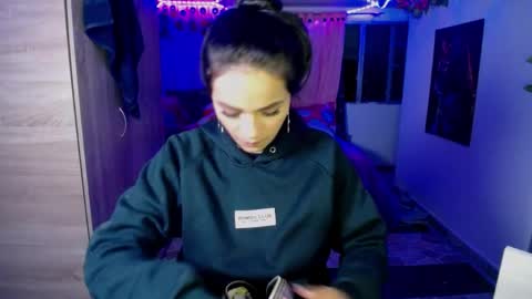 Maritza Ferrer -Samara Beltran online show from 04/19/26, 04:12