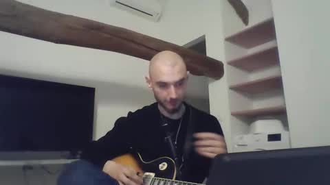 Snapshot of mariusbornofsin chatting on 12/04/25, 10:29 mariusbornofsin online show from 12/04/25, 10:29