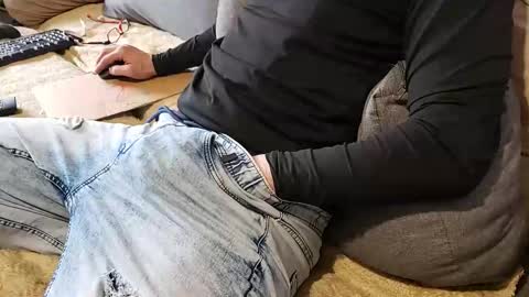 Snapshot of mariushx chatting on 09/12/25, 11:21 MariushX online show from 09/12/25, 11:21