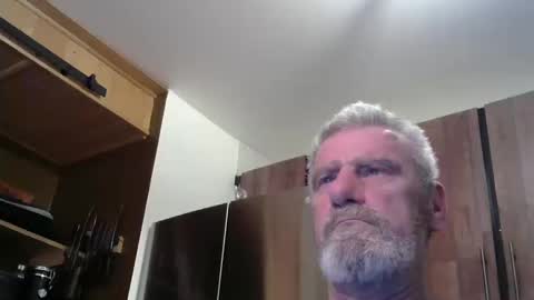 Snapshot of mark0577 chatting on 10/17/25, 12:14 mark0577 online show from 10/17/25, 12:14