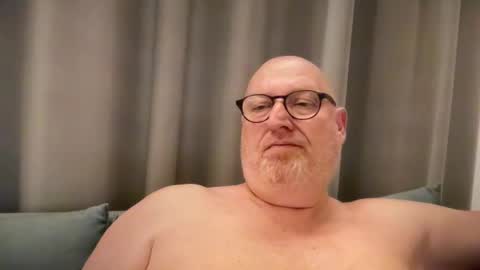 Mark online show from 01/06/25, 04:44