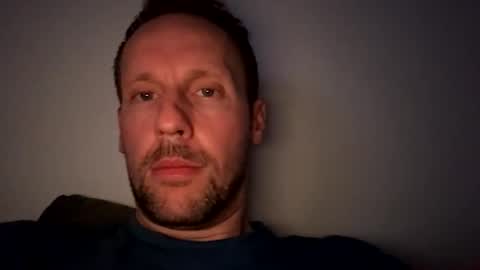 Snapshot of mark__39 chatting on 11/06/25, 10:21 Mark online show from 11/06/25, 10:21