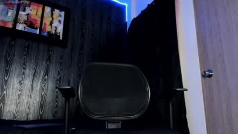 Snapshot of mark_buffet02 chatting on 01/29/25, 01:49 Mark Buffet online show from 01/29/25, 01:49