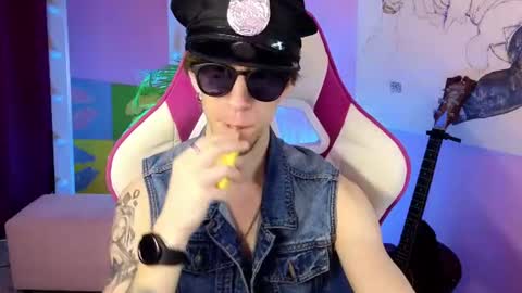 mark_caron online show from 07/12/26, 08:22