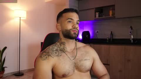 Mark online show from 01/11/26, 09:42