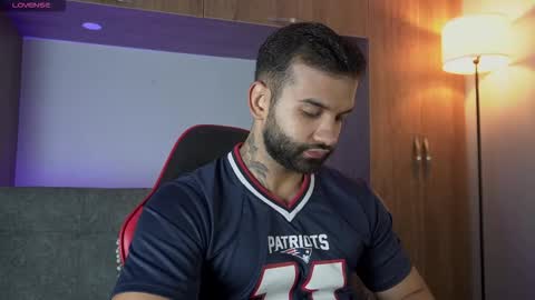 Mark online show from 02/08/26, 11:52