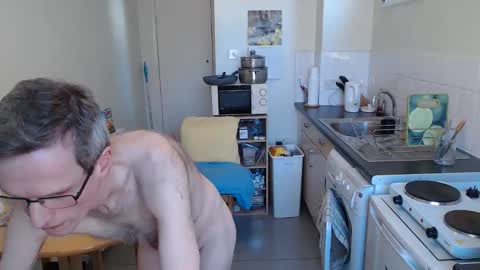 Snapshot of mark_islington chatting on 03/21/26, 10:42 mark_islington online show from 03/21/26, 10:42