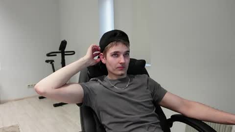 MARK KARSON online show from 04/21/26, 05:28