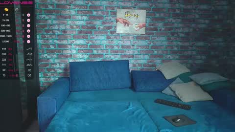 Mark online show from 02/28/25, 06:43