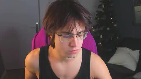 mark online show from 12/03/25, 06:54