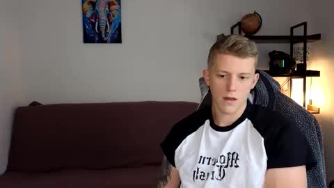 Snapshot of mark_shturman chatting on 09/30/25, 07:02 mark_shturman online show from 09/30/25, 07:02