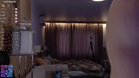 Mark online show from 01/12/26, 05:56