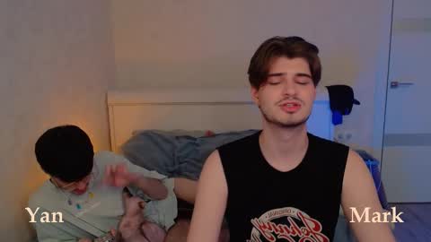 Snapshot of mark_sun chatting on 09/11/25, 07:47 Mark online show from 09/11/25, 07:47