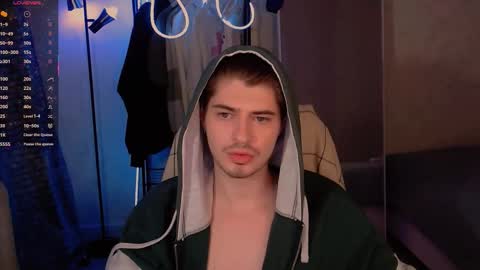 Mark online show from 12/17/25, 03:45