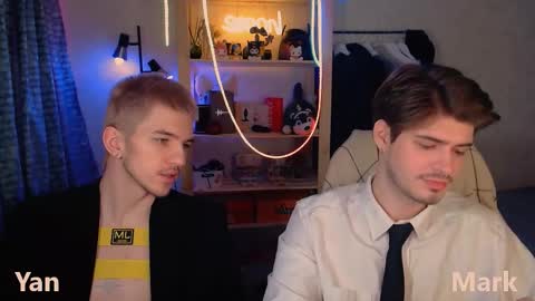 Mark online show from 12/19/25, 04:41