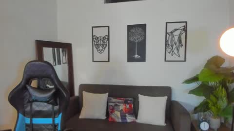 mark_x23 online show from 02/08/26, 01:20