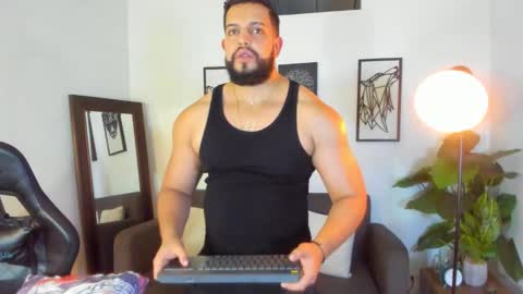 mark_x23 online show from 03/08/26, 02:04