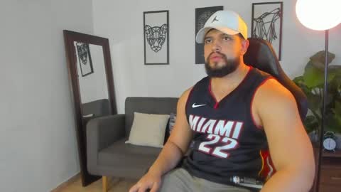 mark_x23 online show from 04/04/26, 01:48