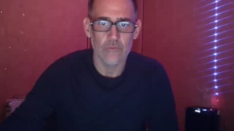 Snapshot of markbcnx chatting on 12/03/25, 08:18 markbcnx online show from 12/03/25, 08:18