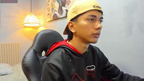 markbowie online show from 11/23/25, 12:27