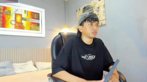 markbowie online show from 06/03/26, 07:41
