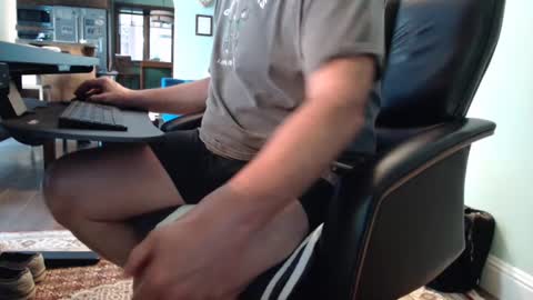 Snapshot of markinwest chatting on 09/24/25, 12:03 MarkinWest online show from 09/24/25, 12:03