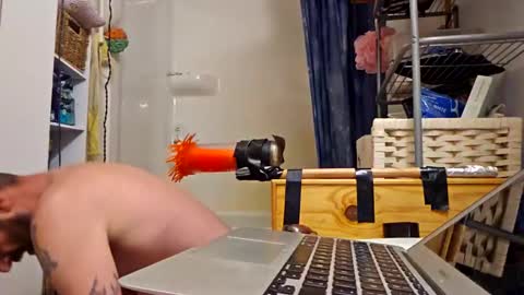 Snapshot of markjomes chatting on 02/23/25, 07:44 Mark Jomes online show from 02/23/25, 07:44