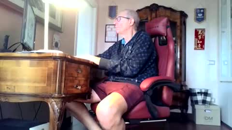 markmarkmark00 online show from 04/13/26, 09:26