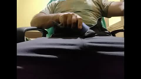 markoanto35 online show from 02/23/25, 05:01